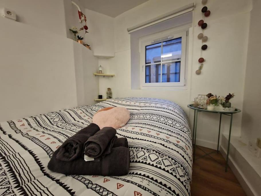 Апартаменты Studio Cosy - Coeur Du Vieux Лион Экстерьер фото